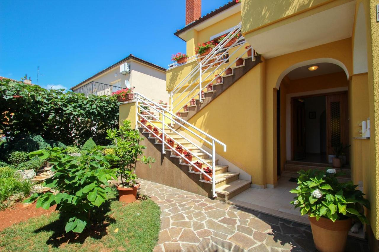 Alenka Orange Apartamento Novigrad Istria Exterior foto
