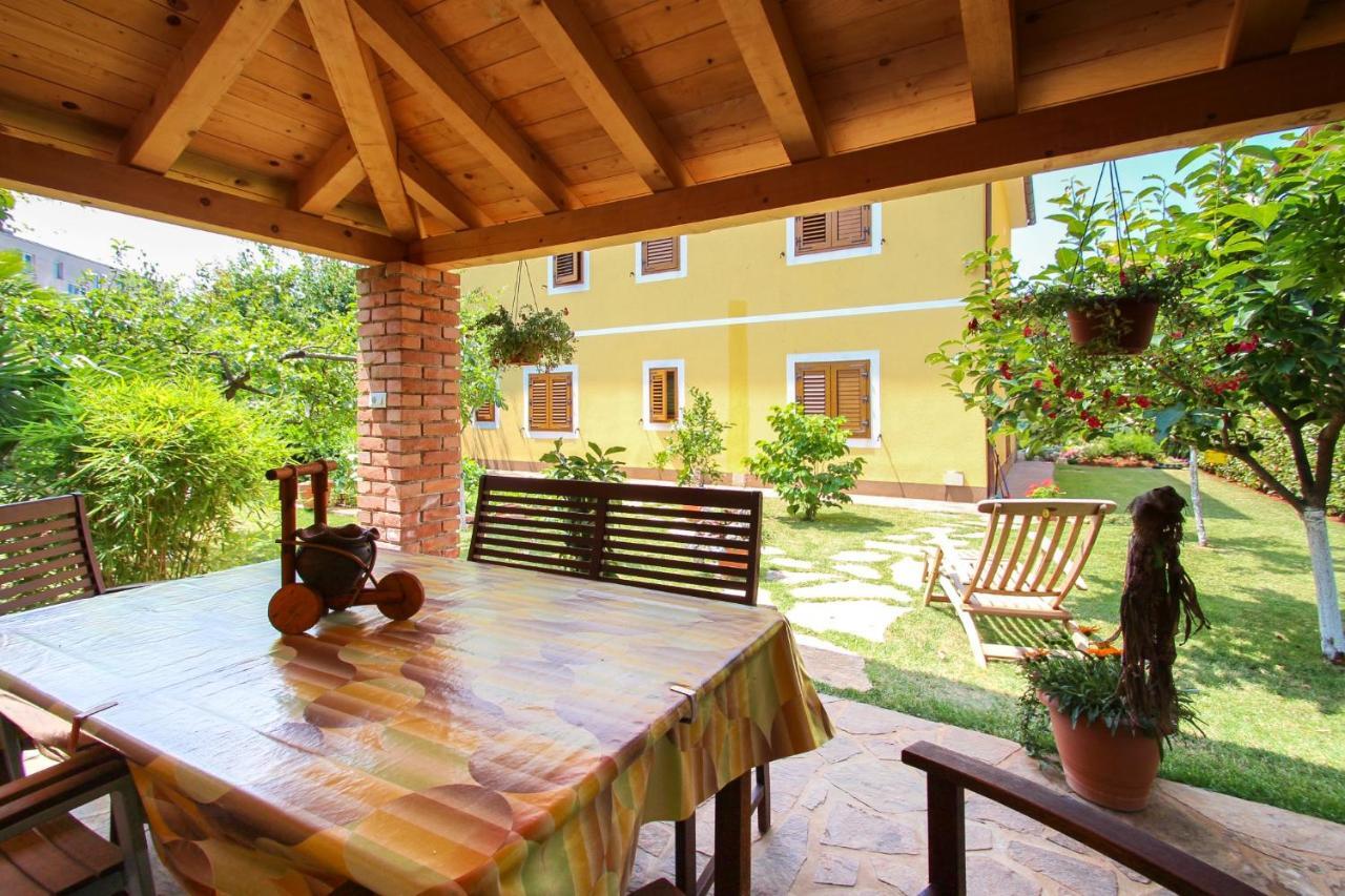 Alenka Orange Apartamento Novigrad Istria Exterior foto