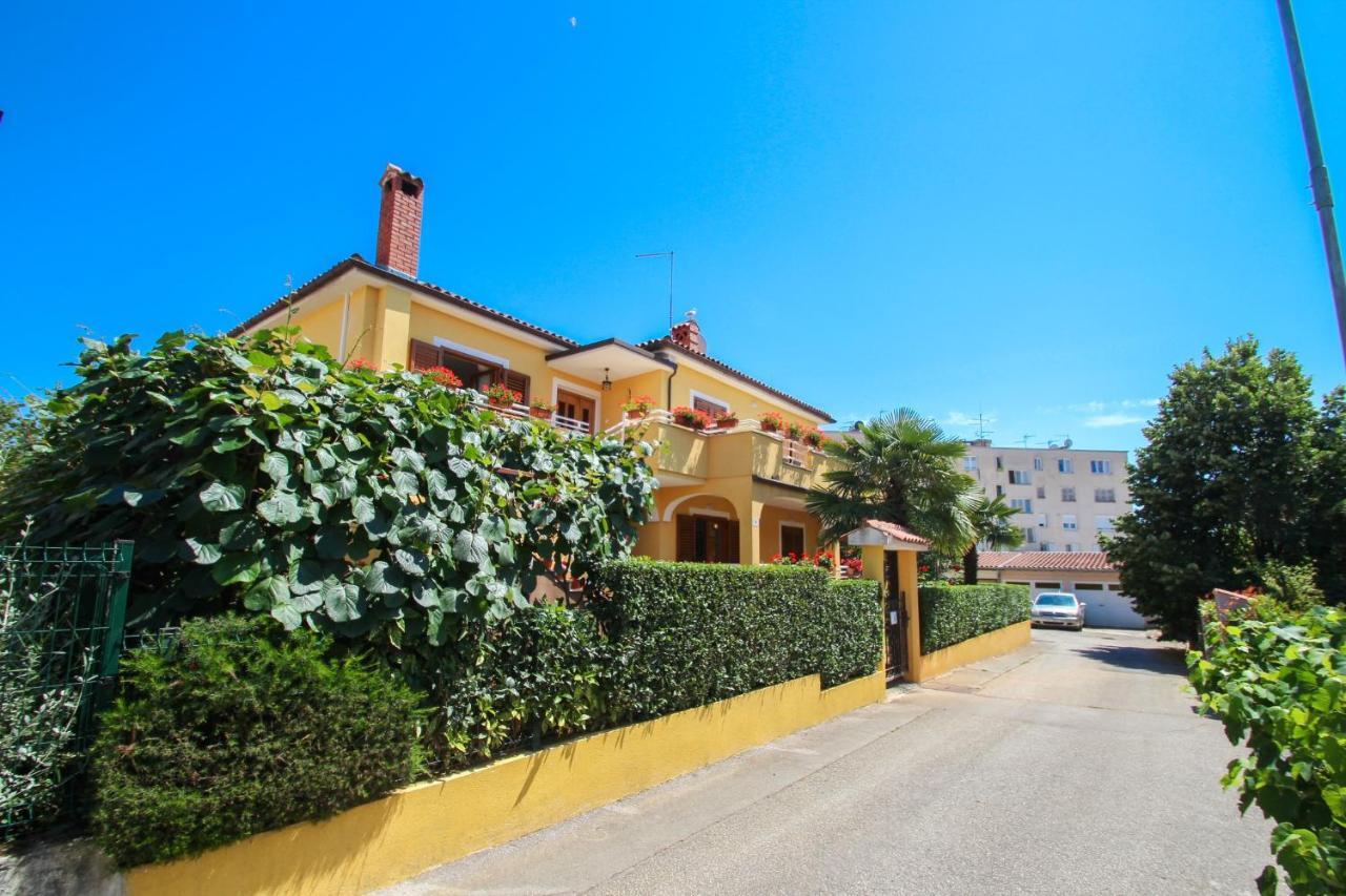 Alenka Orange Apartamento Novigrad Istria Exterior foto